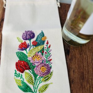 CREAM TRIPLE FLOWERED WINE BAG